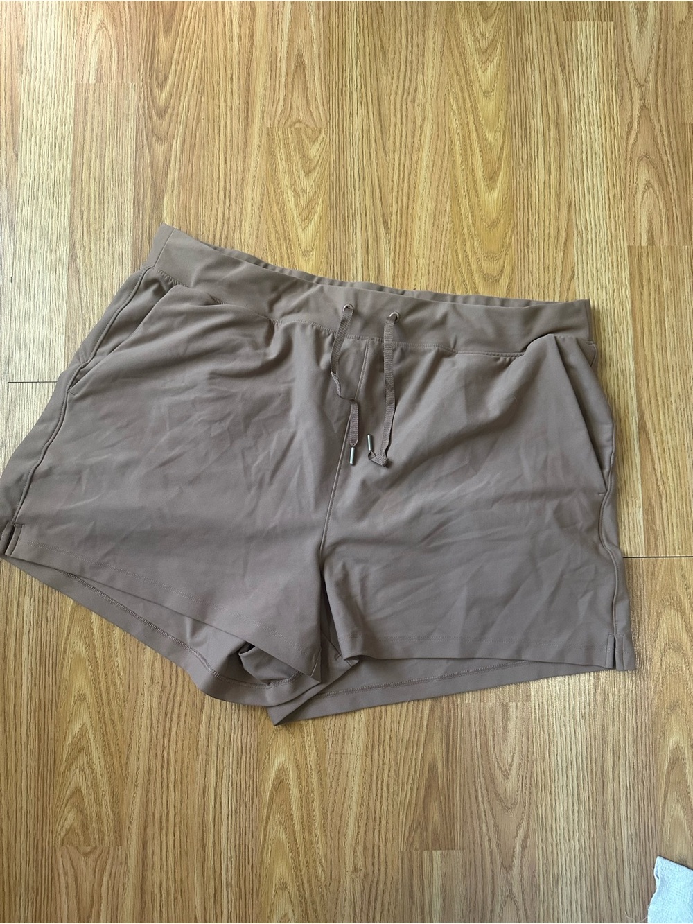 Old Navy Women's Drawstring Athletic Shorts - Brown